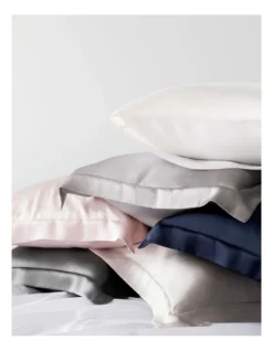 Lanham Silk Tailored Pillowcase In Snow -Sheridan 787462300 3 720x928