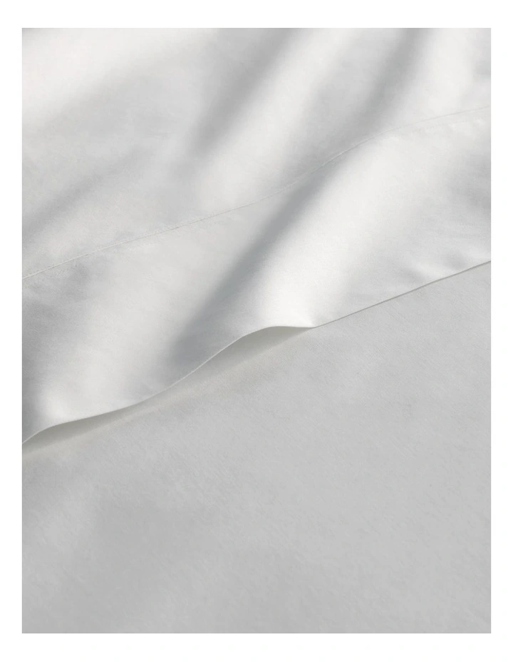 Egyptian Blend Sateen 600TC Sheet Set In Snow 2 Egyptian Blend Sateen 600TC Sheet Set In Snow - Image 2