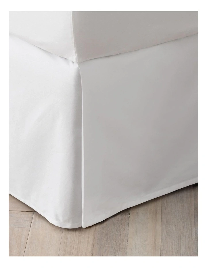 Organic Cotton Percale 300TC Bedskirt In Snow 1 Organic Cotton Percale 300TC Bedskirt In Snow