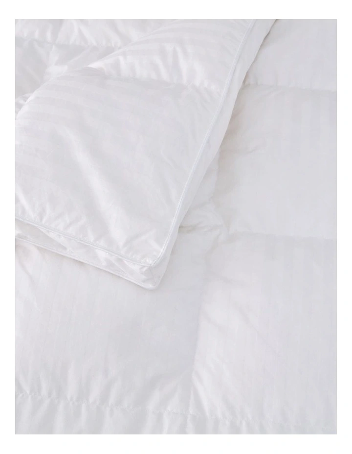 Ultimate Dream Feather & Down Quilt 3 Ultimate Dream Feather & Down Quilt - Image 3