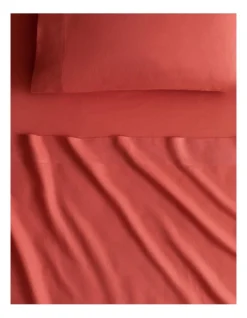 Sheridan 38 Abbotson Flat Sheet In Washed Red