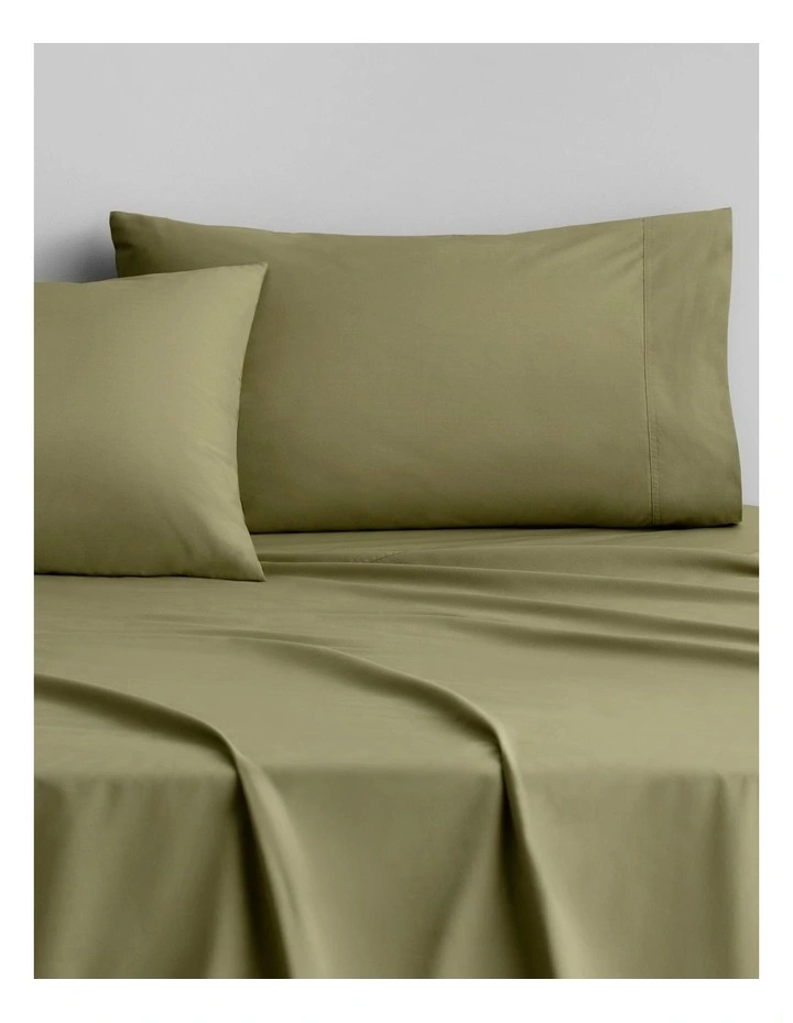 Byren Percale Sheet Set In Aloe 2 Byren Percale Sheet Set In Aloe - Image 2