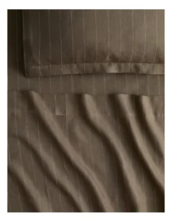 Abbotson Stripe Fitted Sheet In Khaki