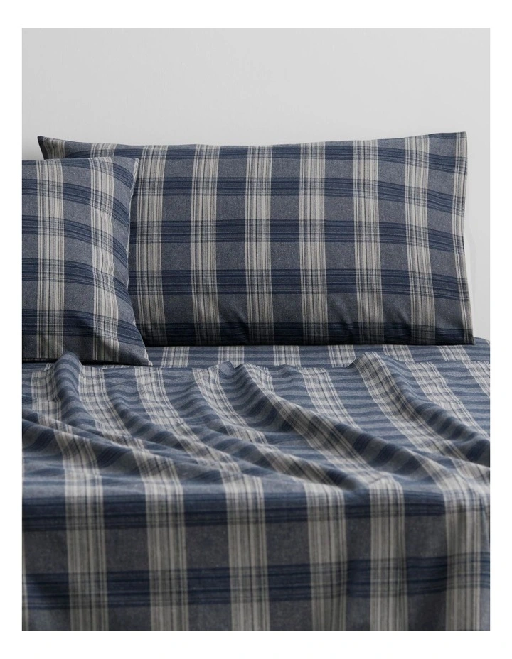 Jennings Sheet Set In Carbon 2 Jennings Sheet Set In Carbon - Image 2