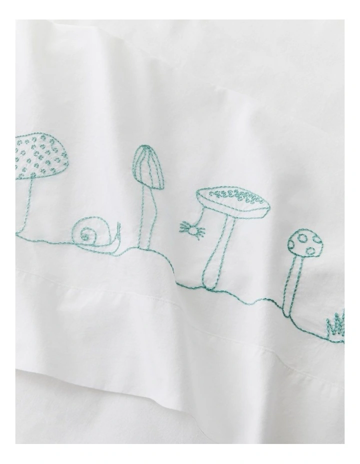 Kids Mushroom Garden Embroidered Flat Sheet Set In White 3 Kids Mushroom Garden Embroidered Flat Sheet Set In White - Image 3